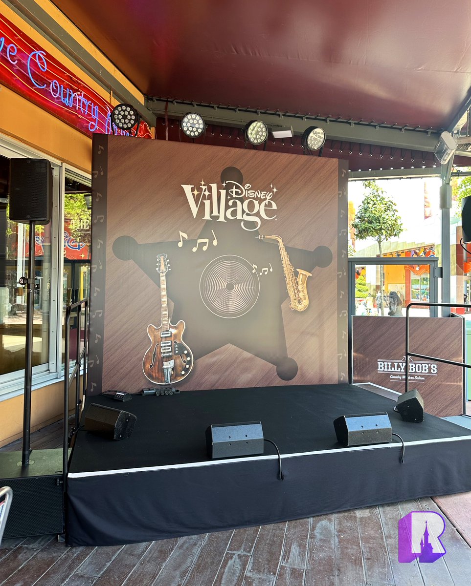 🤠 The summer stage is back on the Billy Bob’s terrace for live performances this month:
