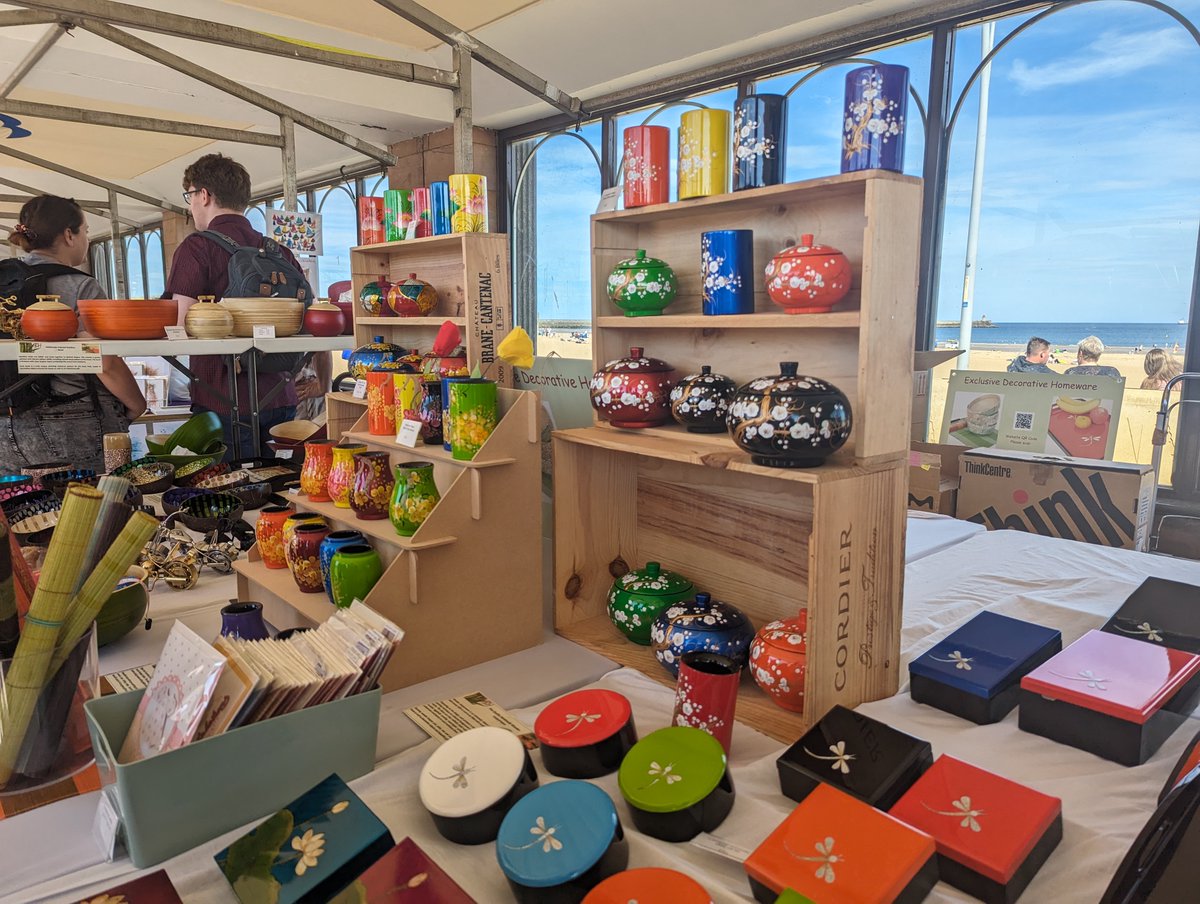 Join us for another fantastic day out on the coast at the South Shields Seaside Market! ⛱️ Discover some treasures at Sandhaven Beach from a range of hand-crafted items and seaside gifts as well as live music at the Amphitheatre. 📅 Sunday 5 May, 10am-2pm