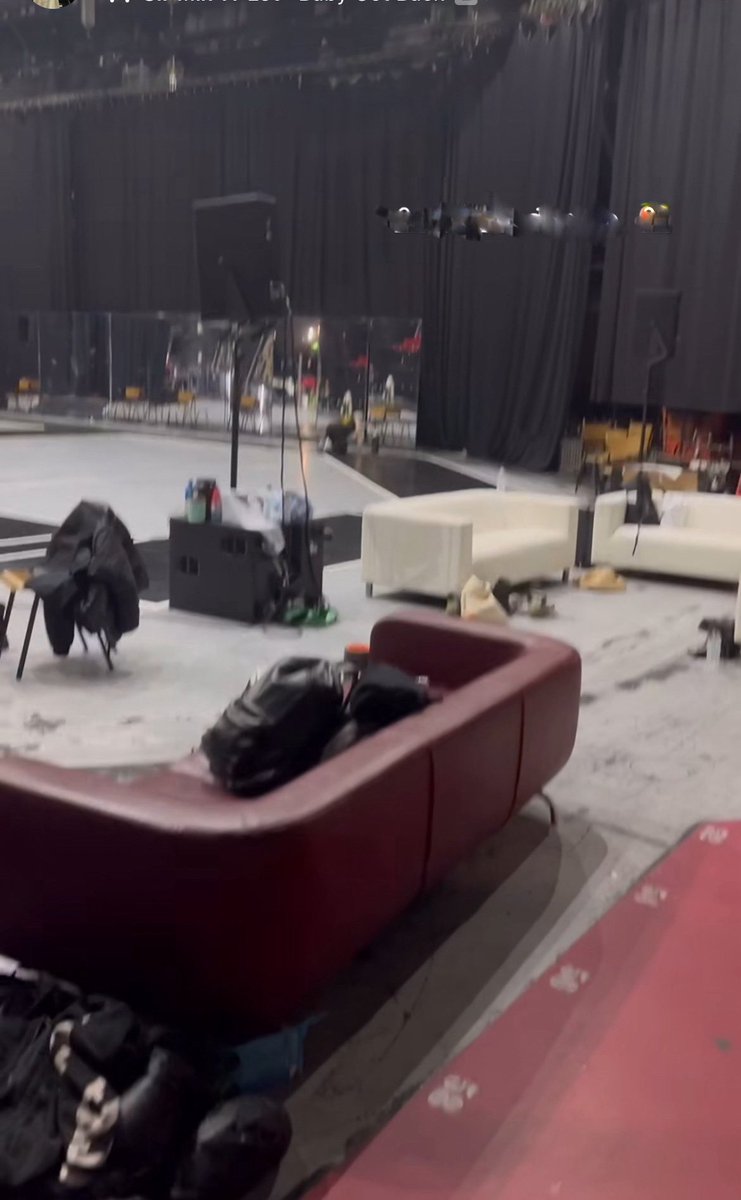Rehearsals!! You can see the @GirlsAloud stage layout marked on the floor!! #TheGirlsAloudShow 🩷