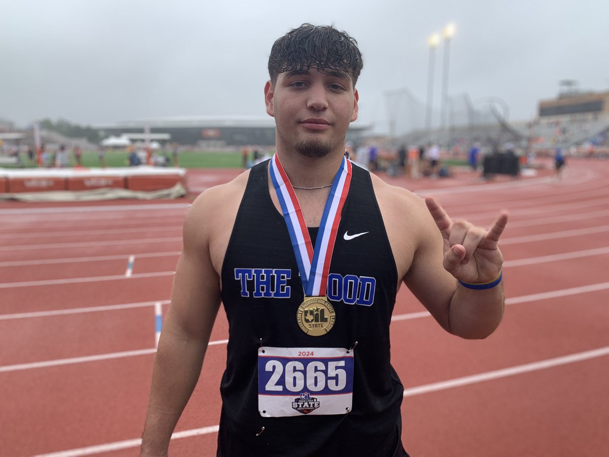 Friendswood senior Brandon Schirck told me he’s made plenty of sacrifices to find success as a thrower. Now, he’s a state champion. More on his journey to the top of the podium coming at houstonchronicle.com/highschoolspor… @BSchirck @FWoodBoysTrack