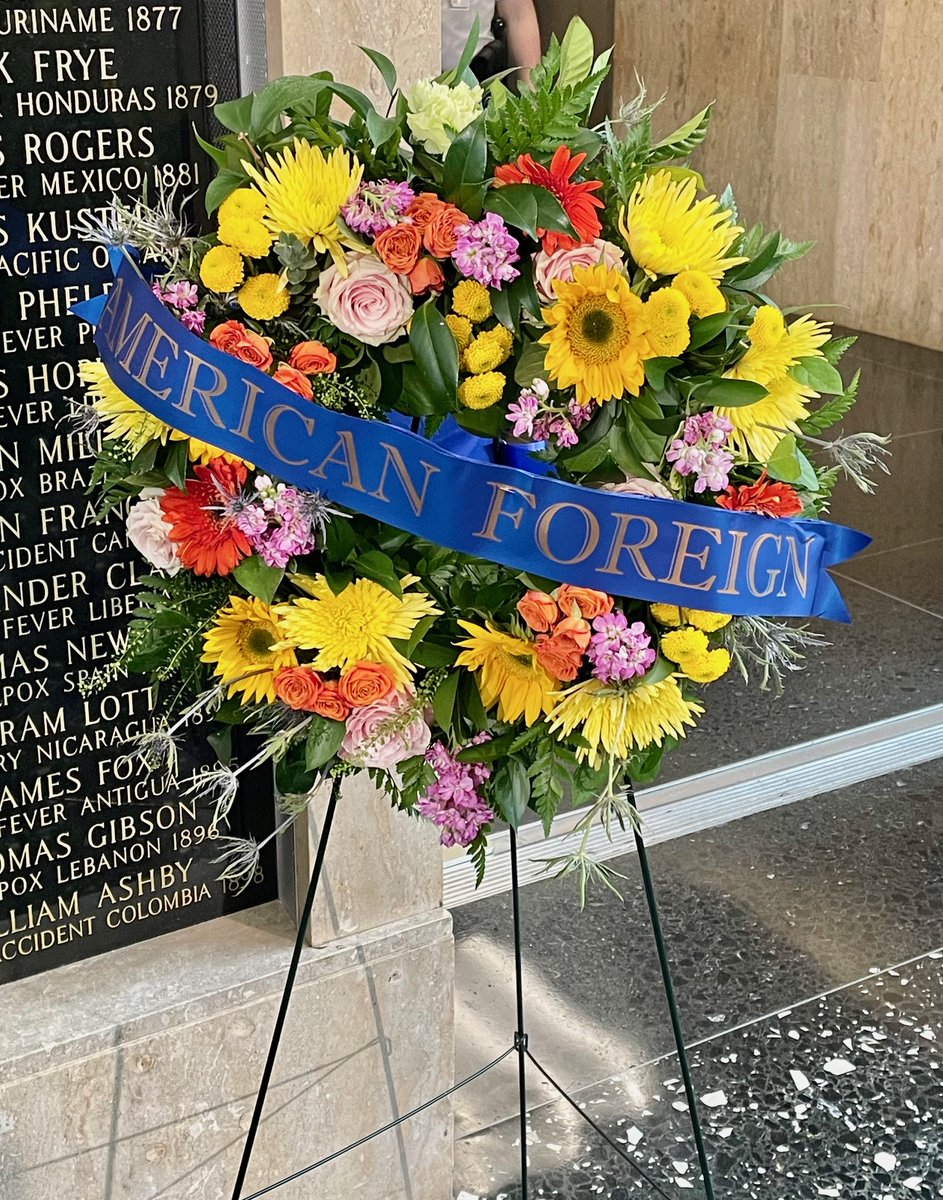 A solemn moment remembering the 321 American diplomats lost in the line of duty representing our nation since its founding. This #ForeignAffairsDay, I honor the diplomats and public servants working to make the world more secure, just, and prosperous. Thank you for your service.