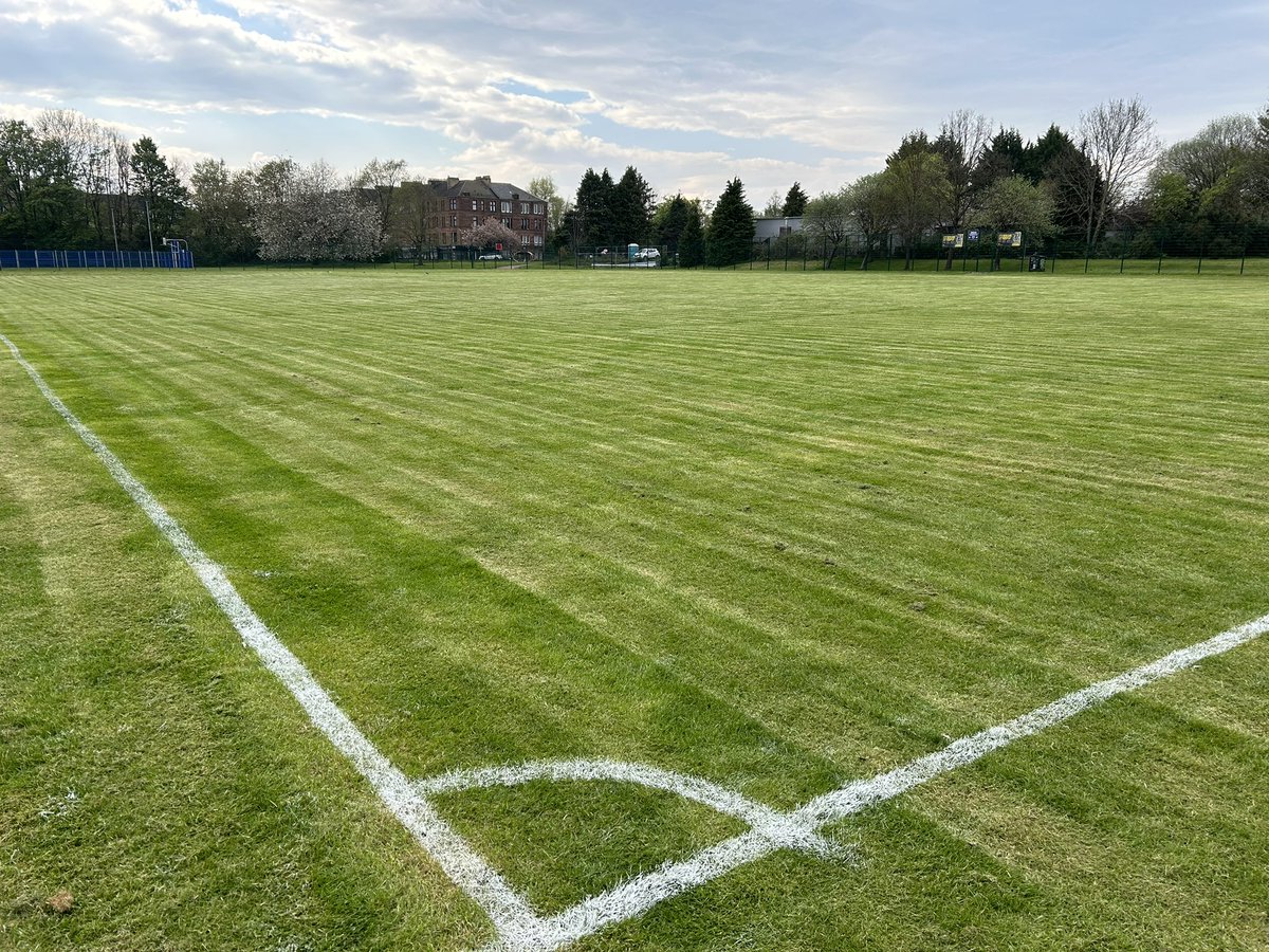 Good luck to our under 16s (pinks) who play their first game at Budhill Park in 2024 on the grass before it changes to 4G in approx 5/6 weeks