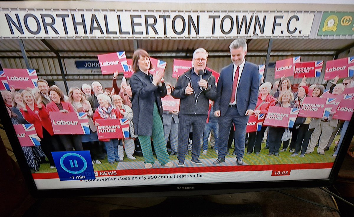 Rachel Reeves, Keir Starmer and the new mayor of York and North Yorkshire get together to commemorate Shaun Chadburn scoring the first ever goal for Scarborough Athletic FC back in July 2007 #safclive