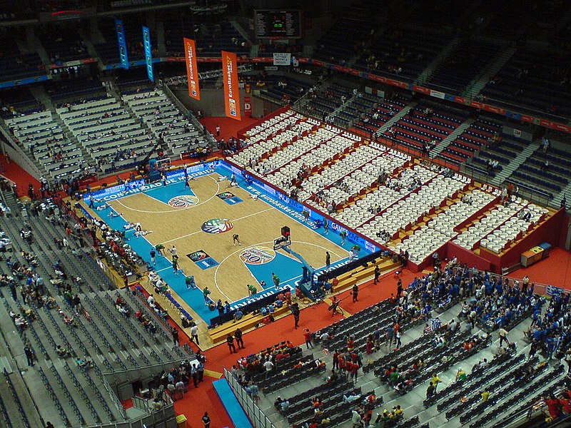 @danigarciax2 Pero pasa lo mismo con el Basket.. aún tengo grabado el Eurobasket 2007 en el Palacio con los sofás vacíos...