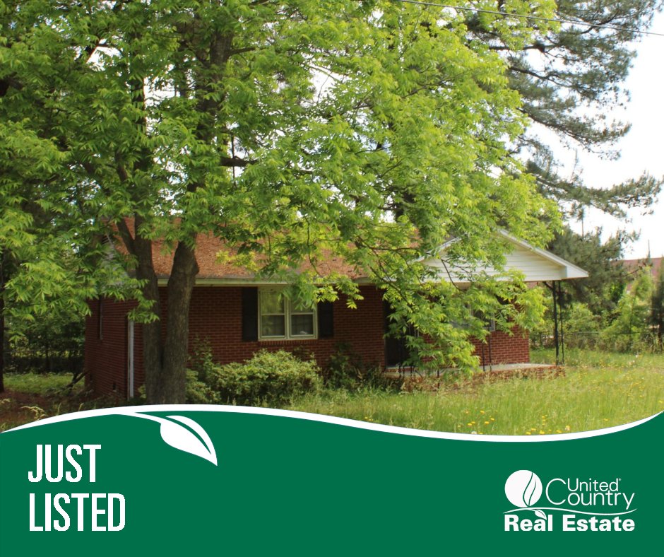 NEW LISTING - Priced at $89,000.  In-town Cheraw, two bedrooms, one bathroom, shade trees.  Needs work, consider for repair & reside, fix & flip, or investment.  Stay Tuned!