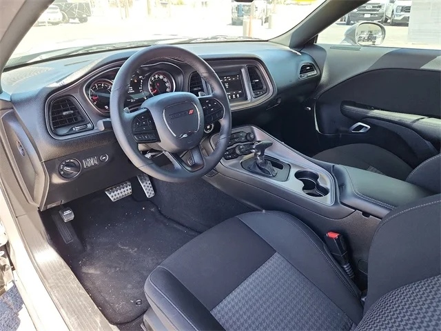 😄 Your dream ride is waiting for you!
Come get this pre-owned 2023 #Dodge #Challenger R/T!
🔹 Mileage: 3,432 🔹 Stock #CH05799A

🖥️ Shop: bit.ly/449DOct
*Subject to sale. See dealer for inventory availability*
#BlakeFulenwiderFordOfAndrews #FulenwiderFamily #BFFAuto