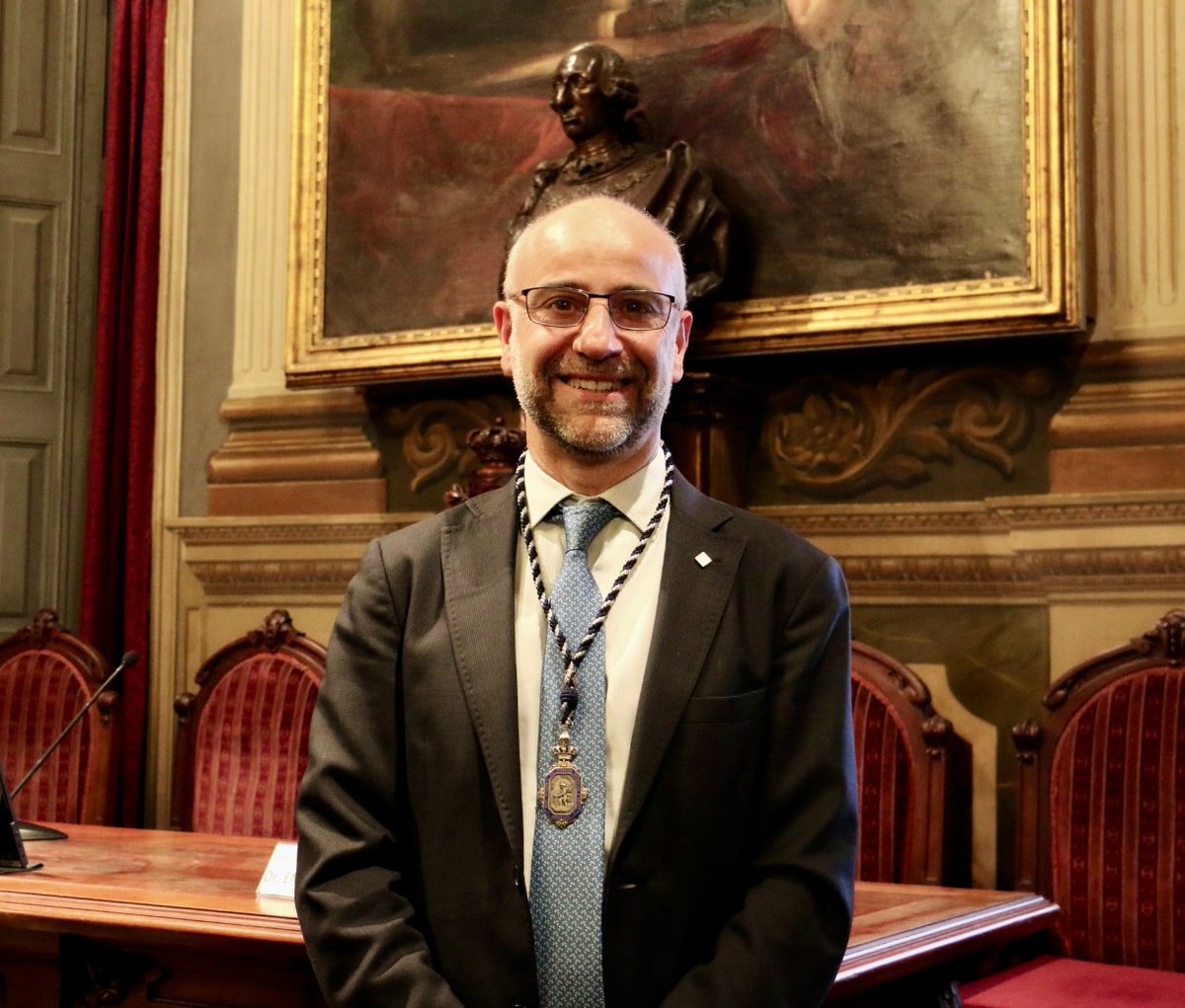It is a great pride to have entered the Royal Academy of Sciences and Arts of Barcelona. I would like to express my gratitude to the Academy members who endorsed my position in immuno-virology (May 2, 2024)