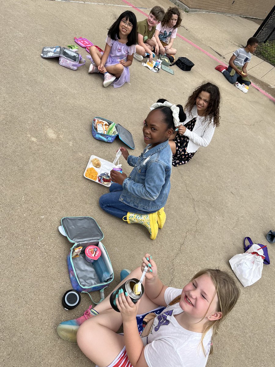 RW Second Grade tweet media