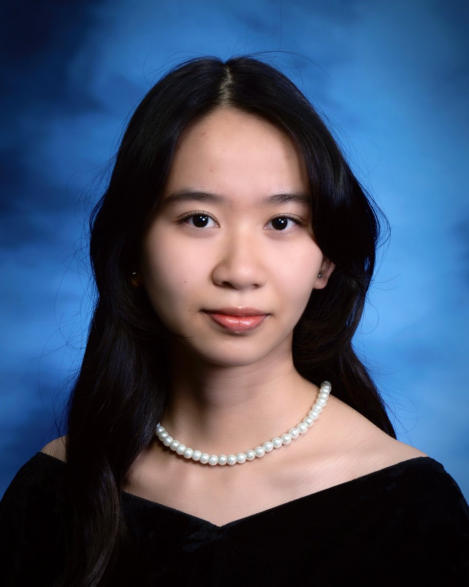 Recognizing our Class of 2024 Honor Grads Kim Nguyen - Summa Cum Laude Planning to attend the University of Houston Would like to recognize Mr. Joseph as her most influential educator.