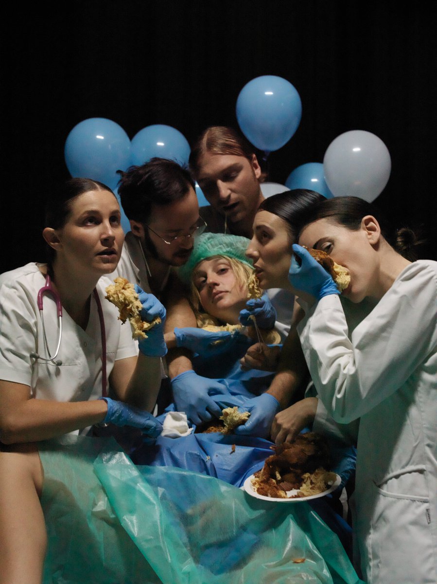 El <a href="/VVAA_collective/">VVAA col•lectiu</a> està a punt d'estrenar la seva última creació #BabyNoMoreTNC.

📍A partir del 16 de maig a la Sala Tallers.

tnc.cat/ca/baby-no-mor…