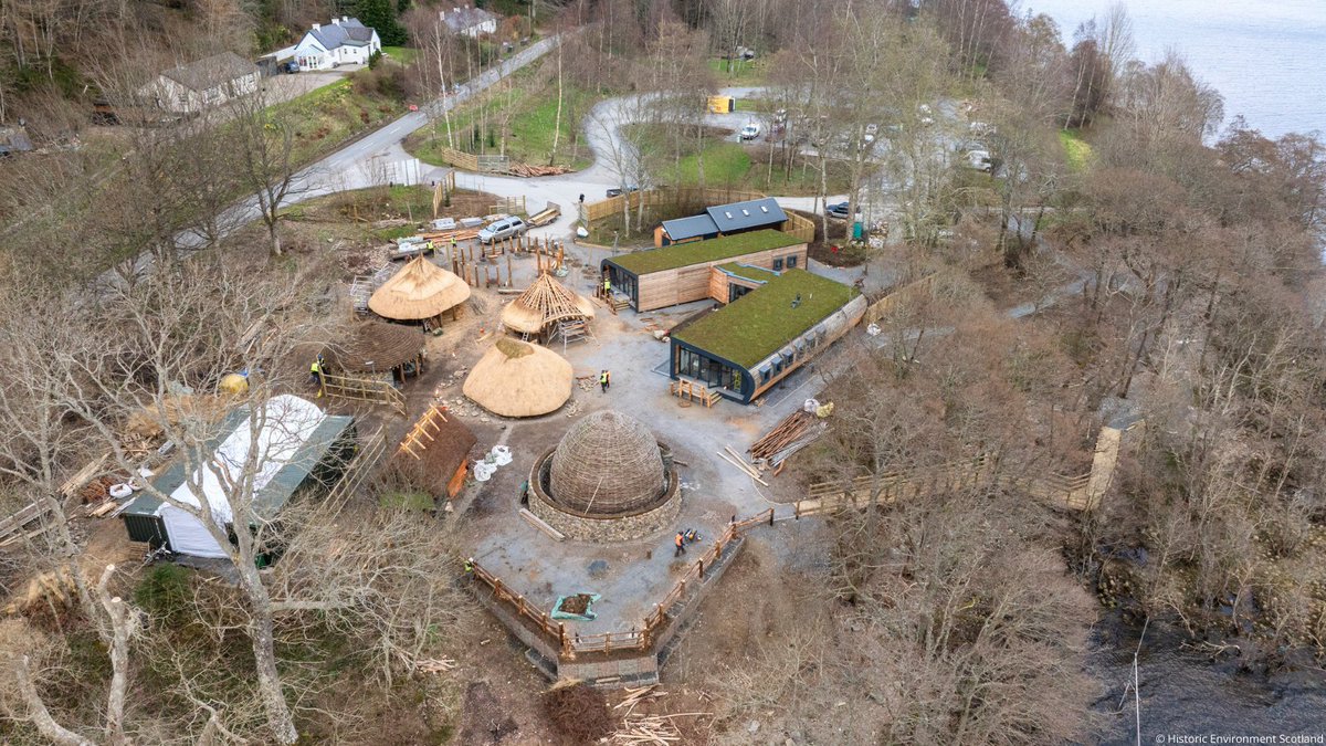 Less than three years after a devastating fire which destroyed their iconic replica crannog, @ScottishCrannog has risen again from the ashes. Join our Summer Excursion on 22 June to explore the new site and more fascinating history in Perth & Kinross: socantscot.org/event/summer-e…