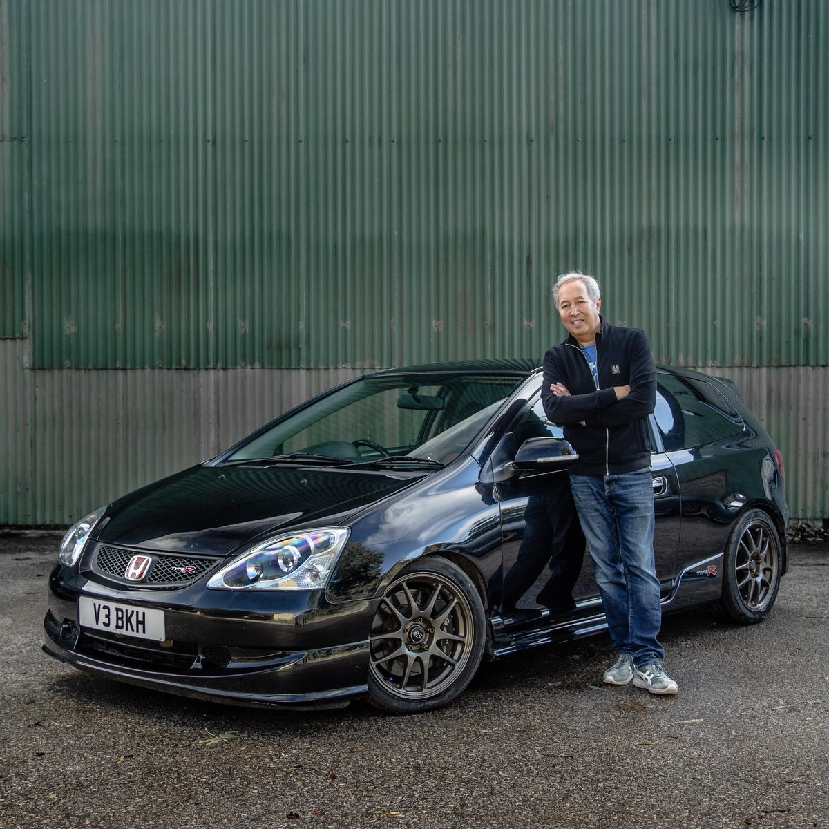 'Bonnets up, crawling around to spot exotic sway bars, exhausts popping and banging, Type R owners have a very different scene...' Julian Thomson (@ThomsonDesign) studies the many tribes of car enthusiasts - new today on The Intercooler app and website: the-intercooler.com/library/featur…