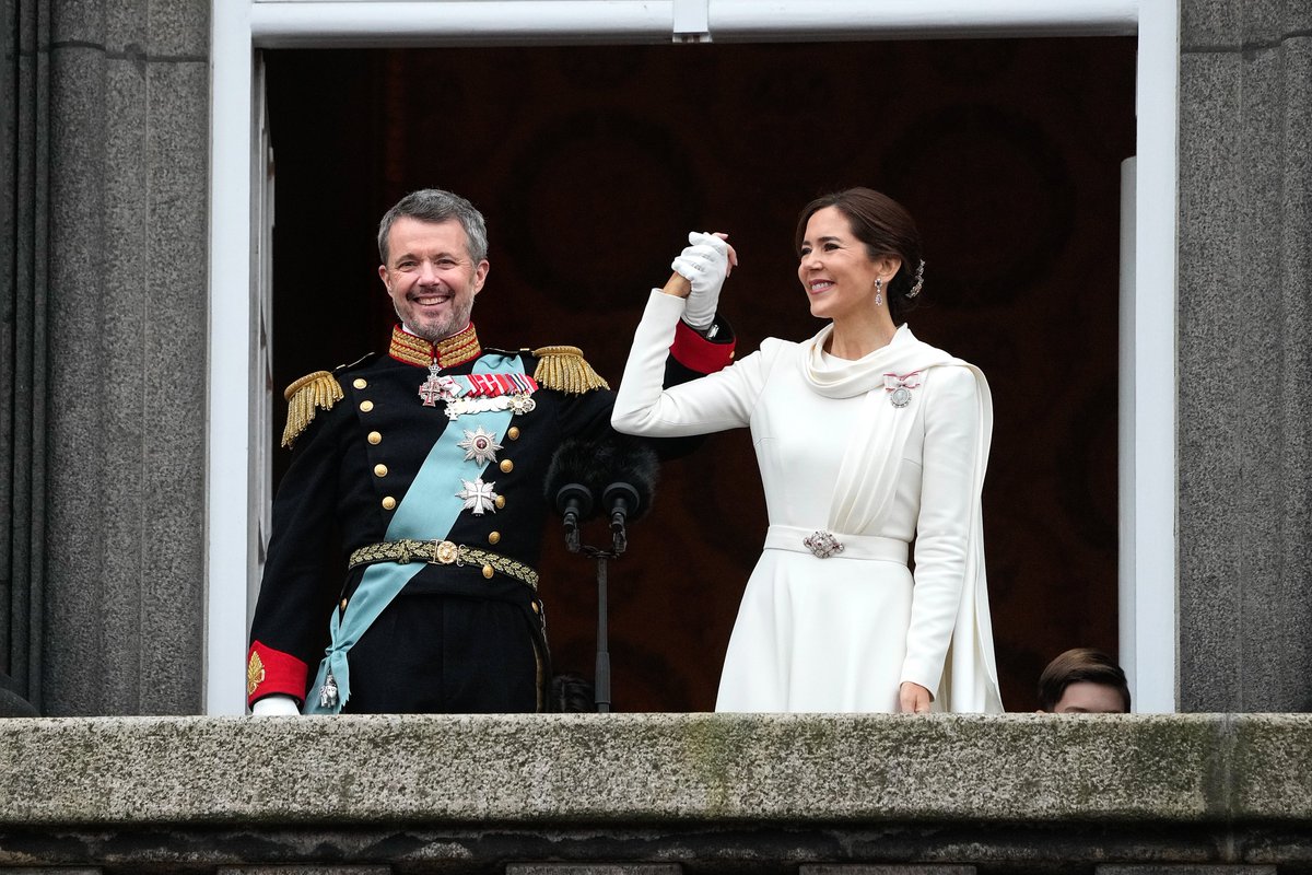 Next week we welcome Their Majesties The King and Queen of Denmark, invited by HM The King. 🇸🇪 and 🇩🇰 are closer than ever − historically, culturally, economically. We cooperate closely in security + defence, stand united with 🇺🇦, and are leaders in green transition + innovation