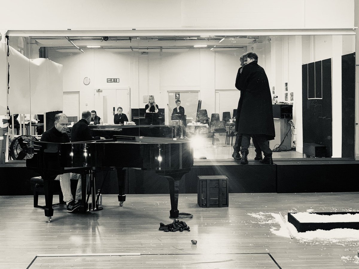 #Winterreise rehearsals with Ian Bostridge and @juliusdrake What could be more fun? @DWarnerUstinov @TheatreRBath - previewing from June 3rd and selling fast.