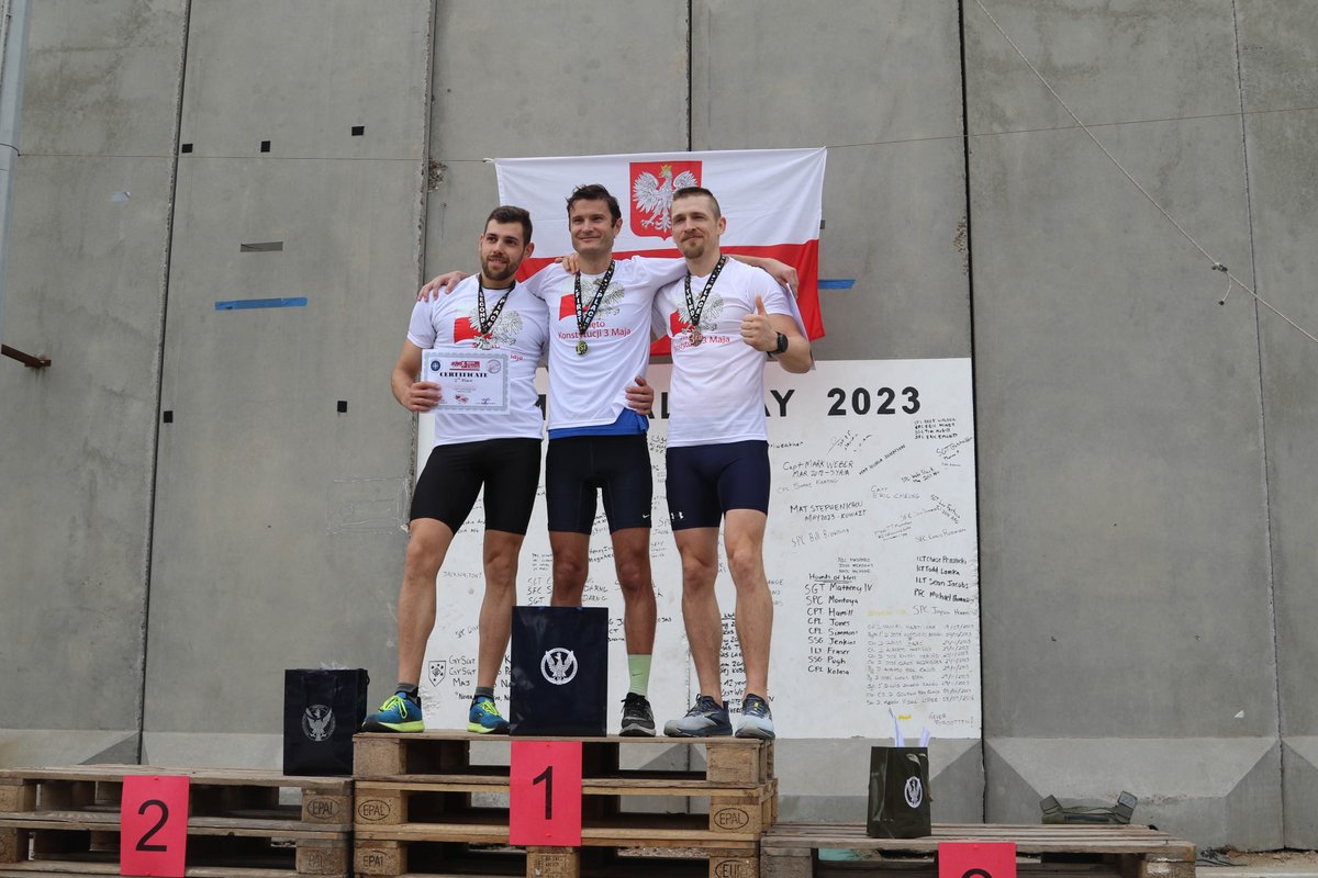 Happy Polish Constitution Day! In celebration of Poland's national day the Polish Contingent in Baghdad organized a 3 mile race in which over 100 CJTF-OIR & @IraqNato  personnel competed. Congratulations to the winners & all participants!

#OneMissionManyNations | @Poland_MOD