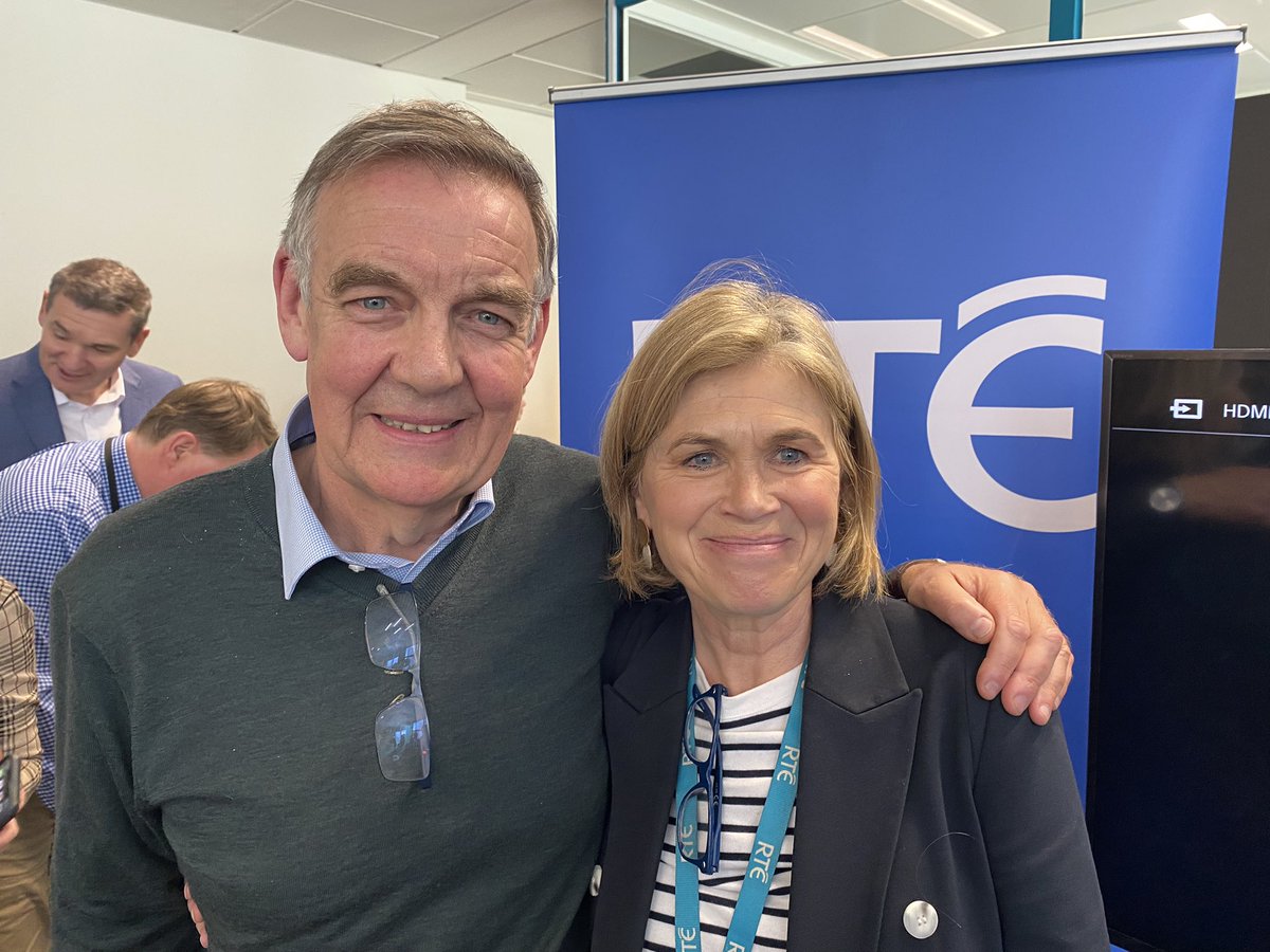 @RTENationwide @rte End of an era! With my good friend @BryanNewsatOne at the end of his wonderful career! Good luck with the next chapter Bryan #Dobbo