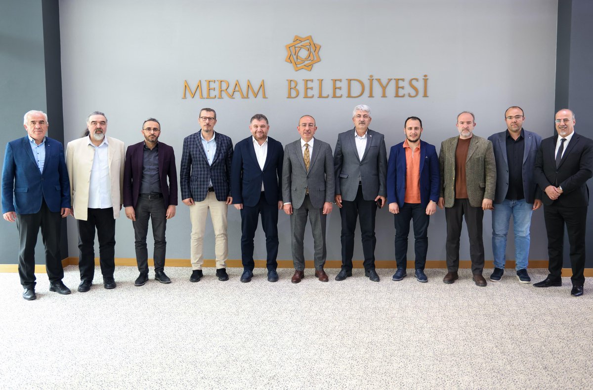 Konya Gazeteciler Cemiyeti Başkanımız Sefa Özdemir ve yönetim kurulu üyeleri misafirimizdi. Dürüst ve ilkeli habercilik anlayışıyla kamuoyuna hizmet eden değerli basın mensuplarımıza ziyaretleri dolayısıyla teşekkür ediyor, çalışmalarında başarılar diliyorum.