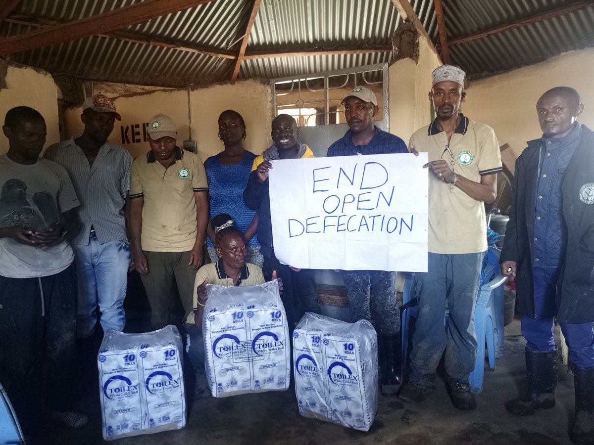 VivaAfric's tweet image. #EndOpenDEFECATION Today we are visiting Tegemeo Community to spread awareness against ending Open Defecation. Tegemeo residents reached out via the #InjusticeReporter and we are supporting them up a modern public toilet which shall restore  the dignity of residents.