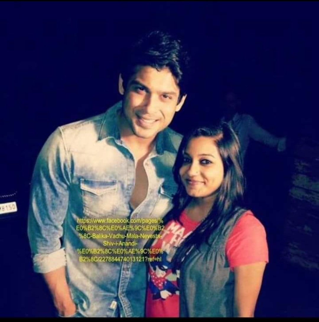 Gud Evening Ppl 🤗 #SidHearts #SidharthShukla #SidharthShukIaLivesOn