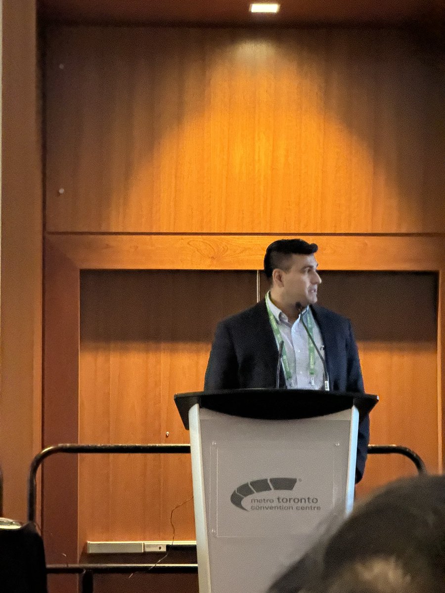 Khyzer Aziz @JohnsHopkins talking about artificial intelligence, machine learning, and NEC at the @NECsociety symposium @PASMeeting. Learning ways to leverage the massive amount of healthcare data available to us, to learn more about NEC. Not sharing any slides per request 😊.