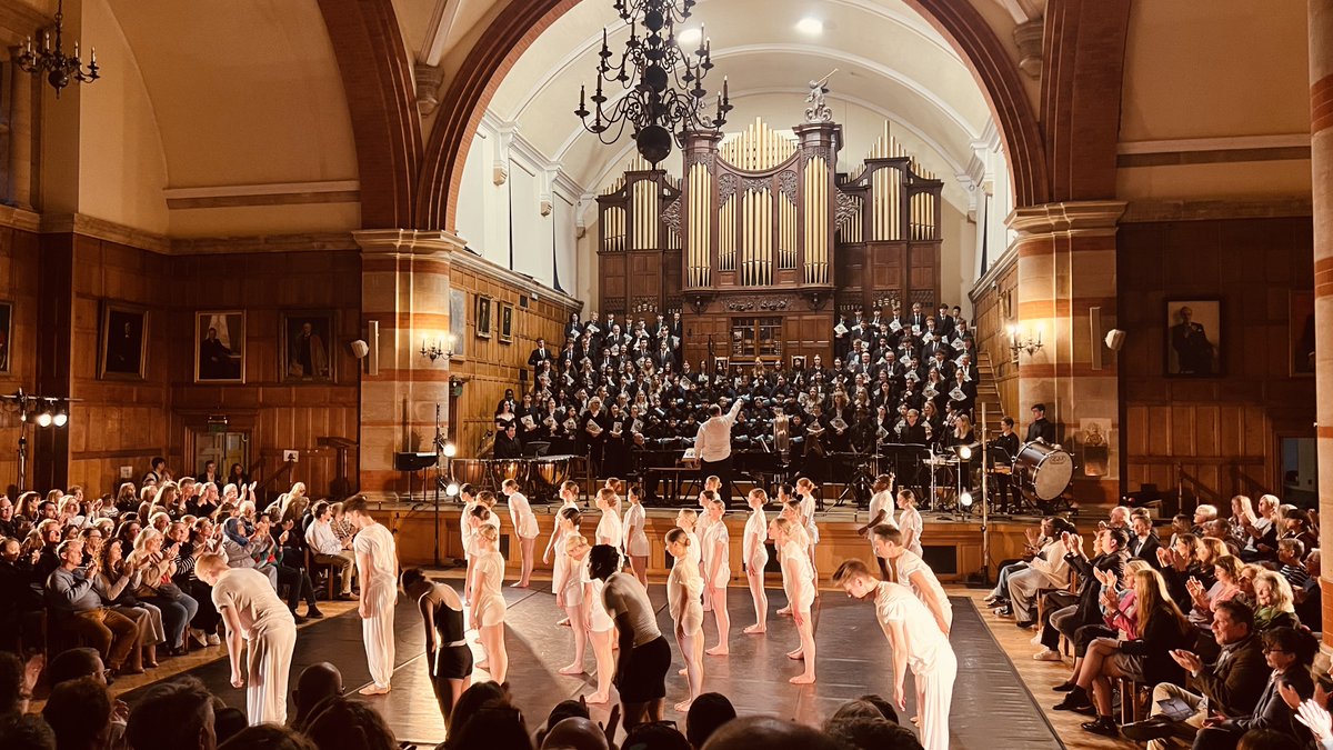 music_rugby's tweet image. What an amazing show last night - Carmina Burana with @RugbySchool1567, The @RugbyChoristers at @biltongrange and @KingsBallet performed to a sold out audience. Congratulations to all!