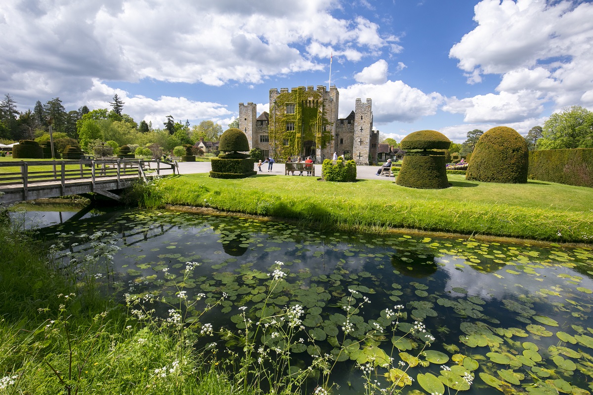 Immerse yourself in the beauty of Hever Castle❤️