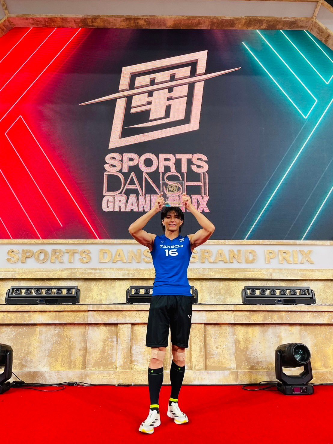 カズタ だき n.SSign 最強スポーツ男子頂上決戦2024秋 ジャンパー