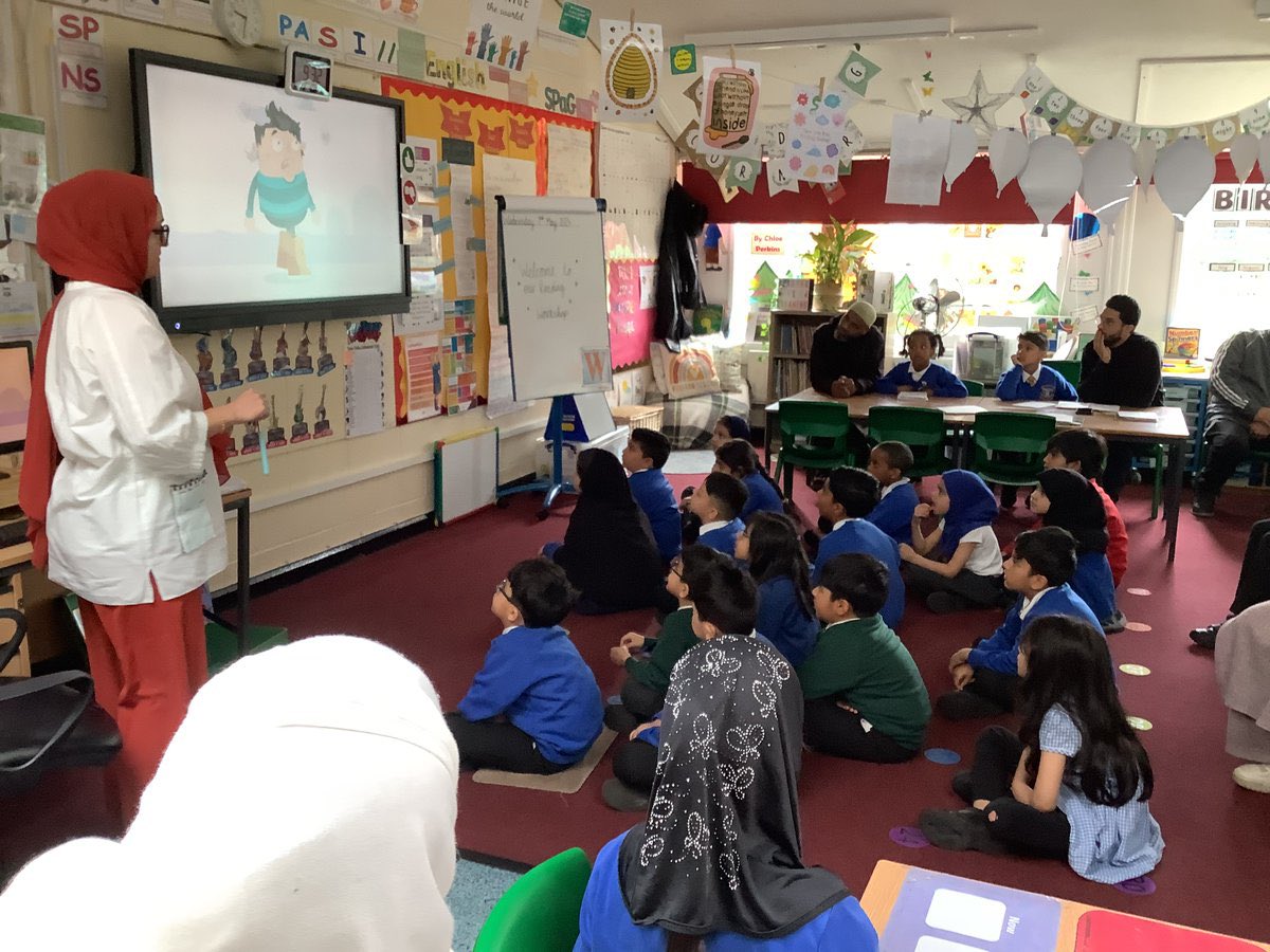 🌟 Weekly roundup @AdderleySchool: 🔧 Y5 present reports on various mechanical engineers. 🌱 EYFS harvest radishes and herbs from their garden. 🏙️ Y1 explore London landmarks through VR. 📚 Y2 engage parents in sharing reading strategies. ✏️ School returns on 7th May.