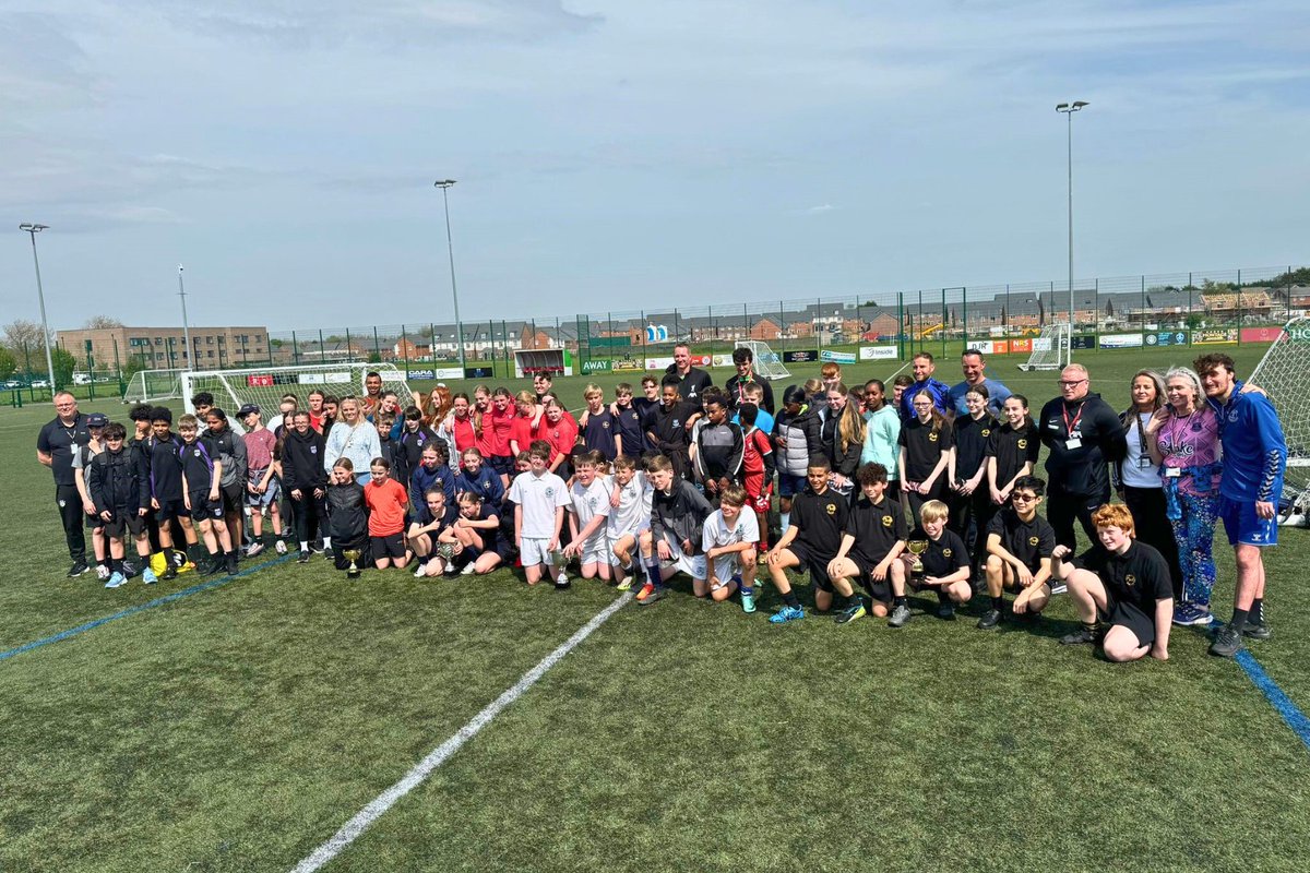 Young people from across Merseyside came together this week to help tackle knife crime at a police-organised tournament. Thank you to @LFCFoundation, @TRFCCommunity & @EITC for your support! ⚽ Read more ➡️ orlo.uk/bjKyo