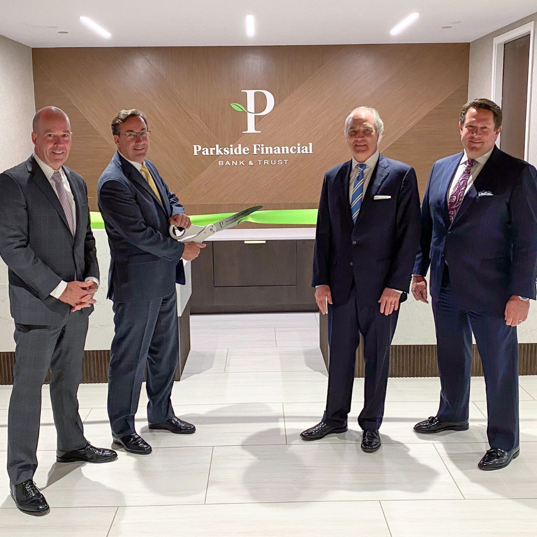 ParksideBank's tweet photo. Parkside celebrated the completion of our 5th floor renovation with an "Open House" event! To mark the occasion, our founders participated in a ceremonial ribbon-cutting and we welcomed all our employees and their families to visit our new #PFBTSTL workspace. #UncommonPartner https://t.co/R6ZrDqrCu4