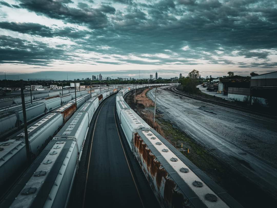 PixleHive tweet media