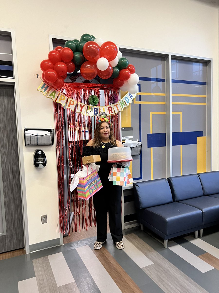 Happy Birthday to our very own Mrs. Peralta! @Milby_HS @MilbyCounseling