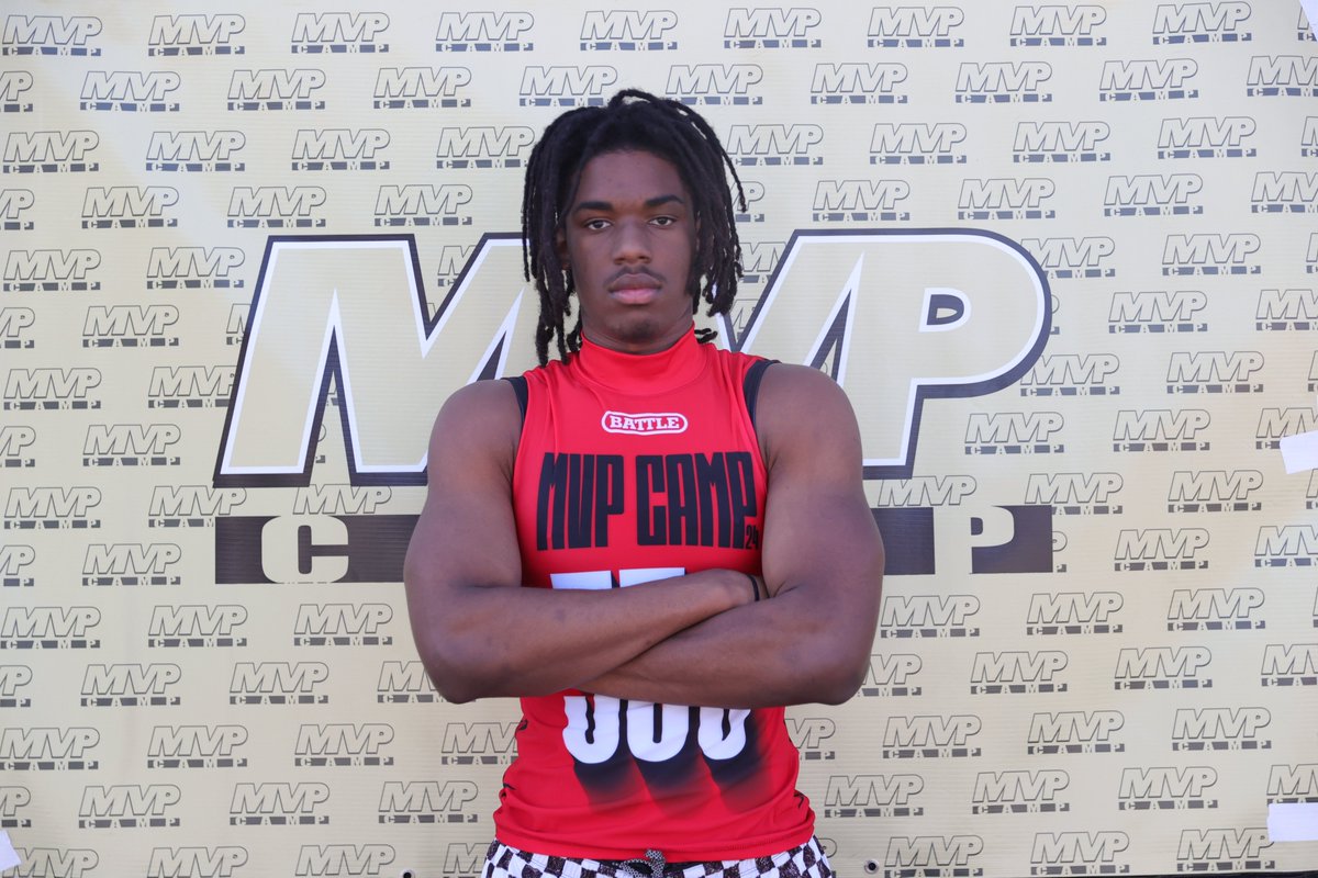 TheMVPCamps's tweet photo. MVP Camp Award WR/TE Group
MVP-Demari Witherspoon -2025 East Paulding HS @Dspoon_14
Landon Roland -2025 North Oconee HS  @Landon_roldan
Hudson Cocchiara -2026 Cambridge HS @HudsonCocchiara
Larry Hudson -2025 Dutchtown HS  @LarryHudson_
Lawson Koch -2025 (TE) Weslayan @Lawsonkoch_ https://t.co/2uZqGBgHIL