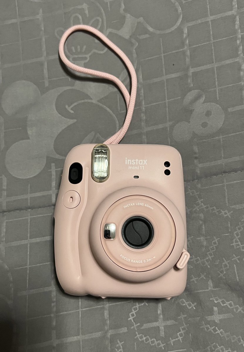 WTS | ขาย

พร้อมส่ง
กล้องโพลารอยด์ fujiflim instax mini11
สีชมพู
1750 รวมส่งเอกชน

ไม่เคยใช้ แกะเช็คอย่างเดียวค่ะ

ดูรูปเพิ่มเติม Dm

#เช่ากล้อง #กล้องโพลารอยด์ #เช่ากล้องโพลารอยด์ #กล้องดิจิตอล #กล้องมือสอง #ส่งต่อกล้อง #กล้องมือสอง #ฟิล์มโพลารอย #เช่ากล้องโพลารอยด์