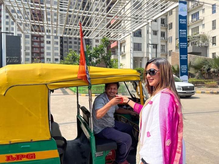 skrishna1969's tweet image. বরাহ নগরের এনার্জি সায়ন্তিকা ব্যানার্জী,,,সায়ন্তিকা দিদি জিতছে...... জিতবে আগের মার্জিন ছাপিয়ে যাবে।।
@sayantika12
#VoteForTMC
#VoteForDevelopement 
#অ্যাসেম্বলিByElectionBaranagar।          দুপুরে                                      সন্ধ্যায়