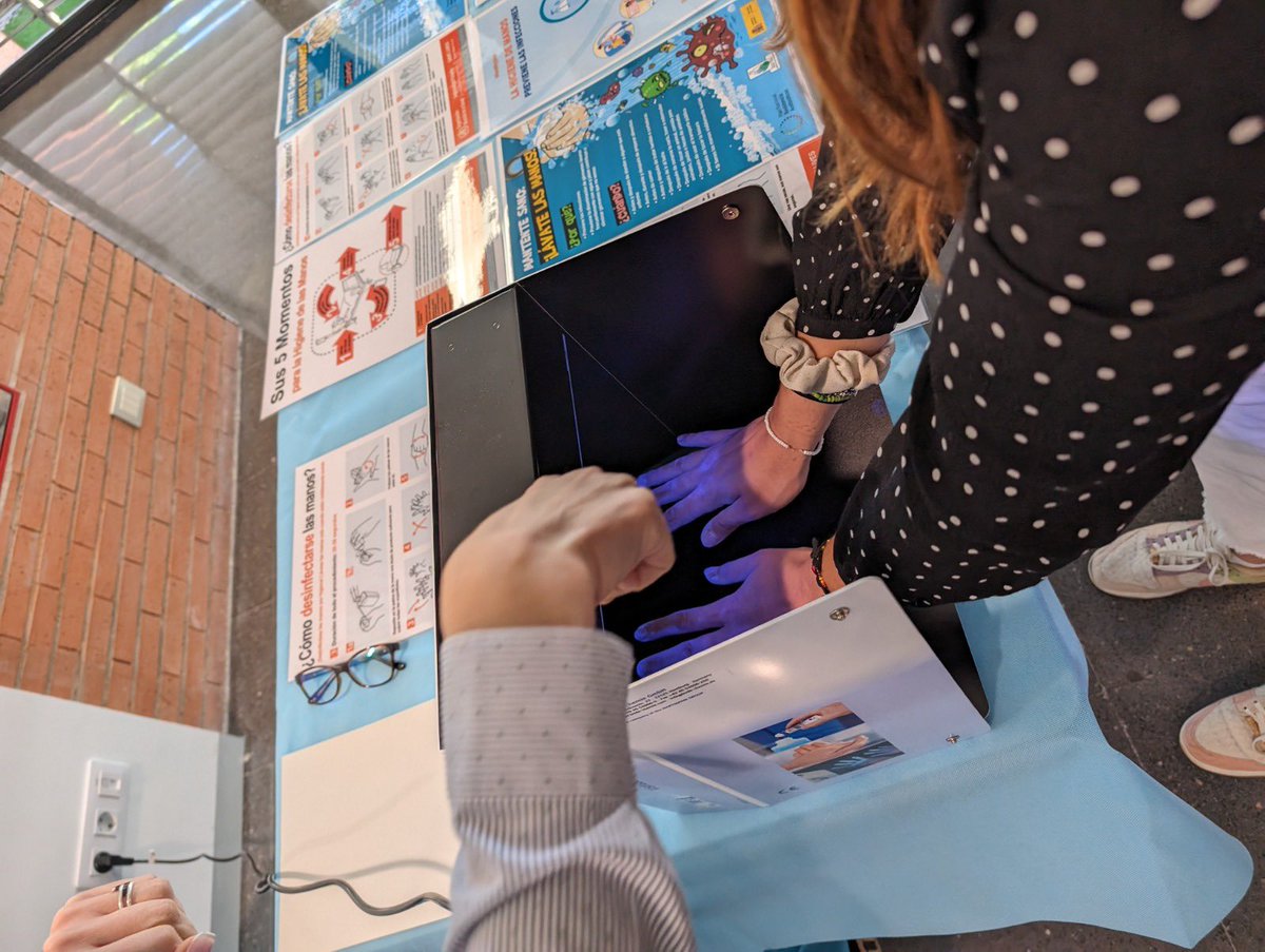 Ayer en nuestro Campus de Alicante celebramos  el Día Mundial de la Higiene de Manos🙌🏻

¡Desde la #UEV nos unimos a la campaña “Salva vidas, Límpiate las manos” que promueve la higiene de manos como una medida efectiva para prevenir infecciones!🚀