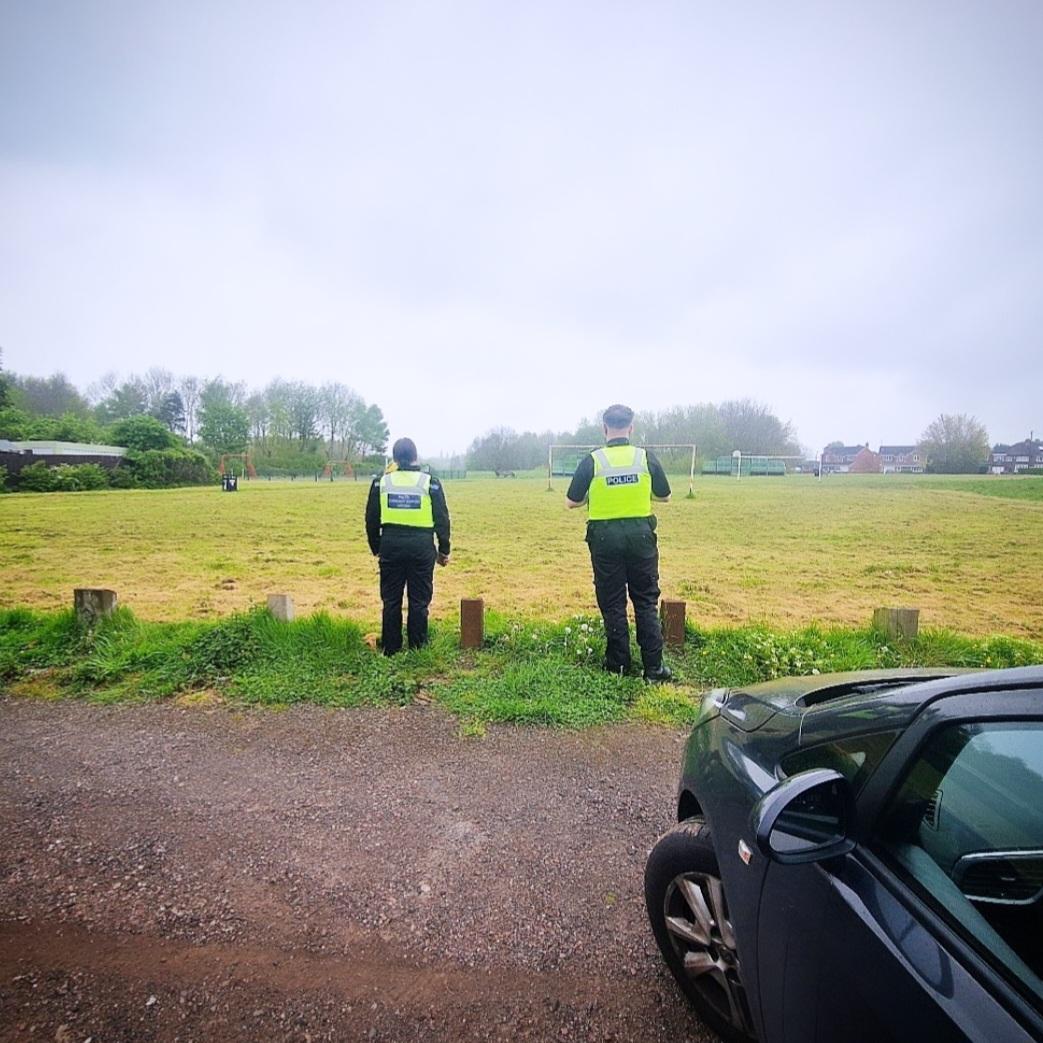 Officers are out monitoring activity following reported incidents of off road vehicle use. We are patrolling locations including Pelsall North Common and surrounding areas of Trevor Rd, Oak Rd, Riddings Cr, Woodlands Cr, Highfield Rd North and Wood Lane. ❌️🏍