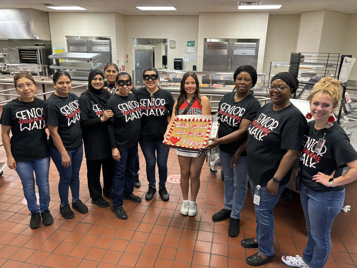 We are so thankful to Ms. Habi and the rest of cafeteria Staffulty for feeding our Tigers! We appreciate you!