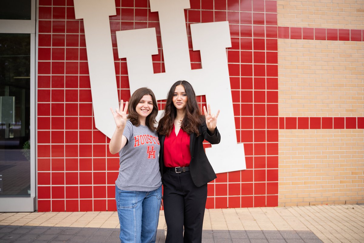 Favorite color? Cougar Red! Favorite business school? #UHBauer! Favorite day of the week? #CougarRedFriday!