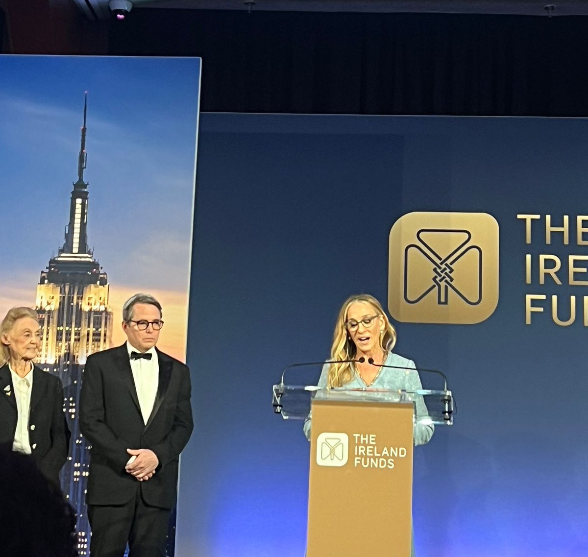 What a great night in NYC! Tremendous turnout for @IrelandFundsAM 46th Gala honouring friends of Ireland Sarah Jessica Parker @SJP, Matthew Broderick and @lynnmartin @NYSE.