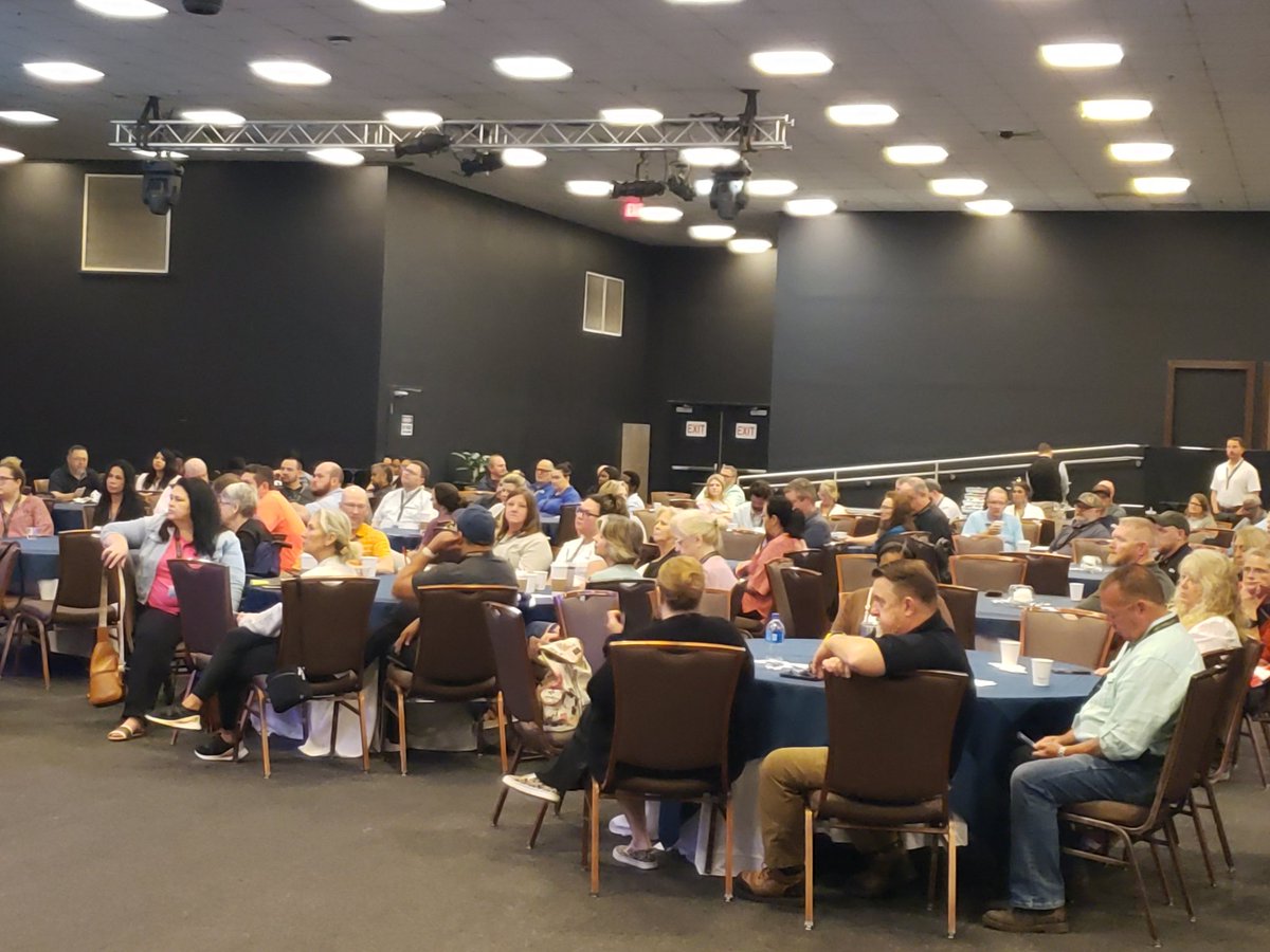 MSPIP2025's tweet photo. Right up to the last minute, this Conference delivers value w expert speakers. Closing us out today Senator @cindyhydesmith - discussing how @mississippi #firstresponders &amp; #emergencypreparedness show up w compassion &amp; professionalism. Every time! + other issues of the day. #TY https://t.co/HTeNaMFfLN