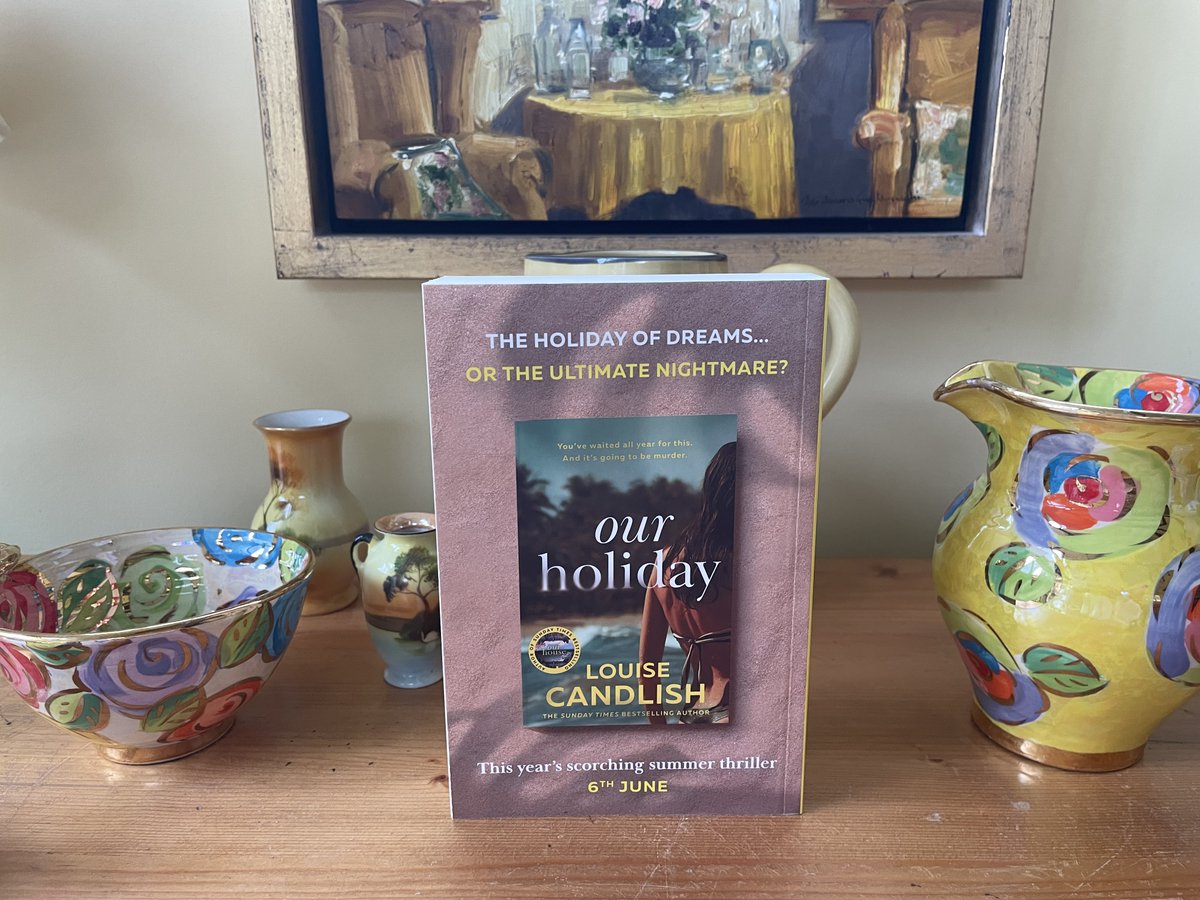 Well, this has totally made my day! Thank you @Kate7Mills and thank you @louise_candlish for writing a book which I know I'm going to love! #OurHoliday