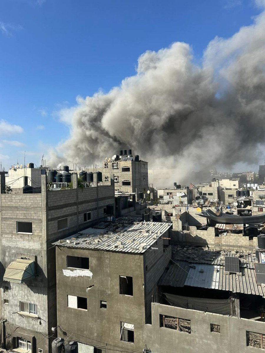 Breaking | Israeli occupation aircraft bomb residential areas in northern Gaza.