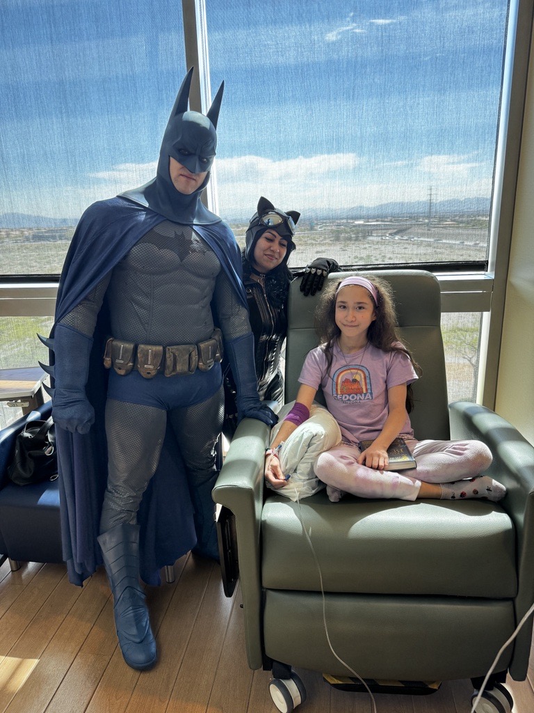 The gang at CCComics4Kids recently visited the C4K clinic and brought BIG smiles to the faces of our #CourageousKids. Thanks to #CriticalCareComics for you continued support! #Cure4TheKidsFoundation #ChildhoodCancer