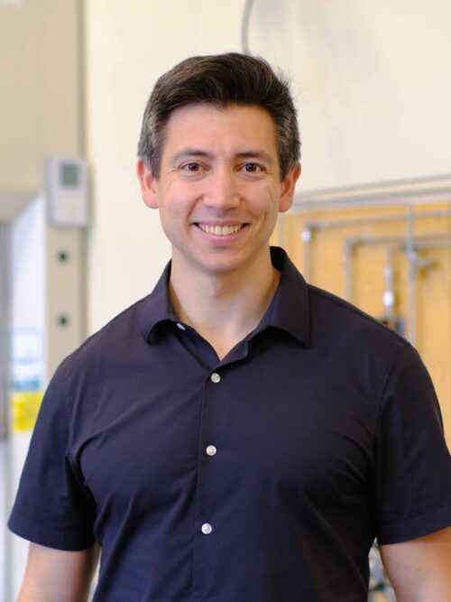 Congrats Sean Lubner, IGS Core Faculty, @BUCollegeofENG @BuMechE for receiving a Young Investigator Program Award from @AFOSR! His work could aid in more durable, stable composite materials for use in car engines or high temperature thermal #EnergyStorage. spr.ly/6016jJuCn