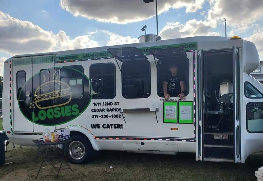 Is it lunch time yet? Join us for Food Truck Friday! Loosies will be at our Edgewood Rd. branch TODAY from 11am-1pm. 🍔🌭🍟 Open to the public so bring your friends, family, or co-workers for a delicious lunch! #SupportLocal #FoodTruckFriday #LoosiesFoodTruck