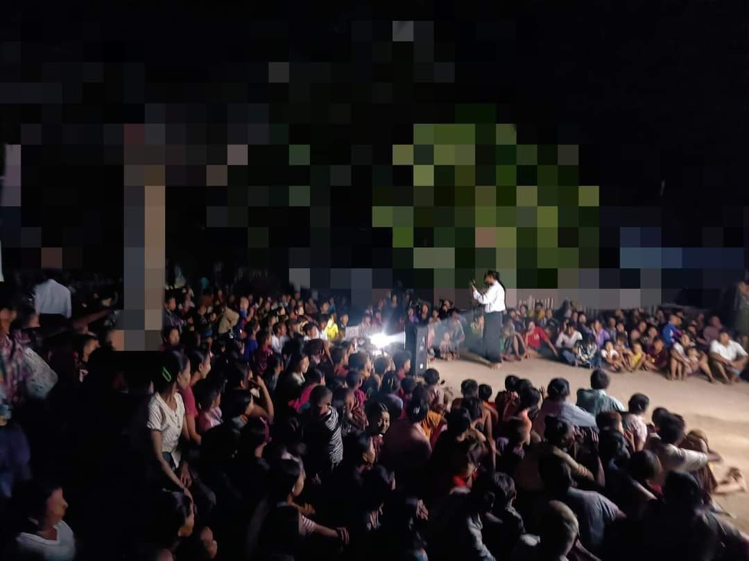 The Monywa Main Strike Column led an anti-military dictatorship rally in the villages of Monywa Township, entertaining local residents with Thangyat performances.
#SagaingProtest
#2024May3Coup
#WhatsHappeningInMyanmar