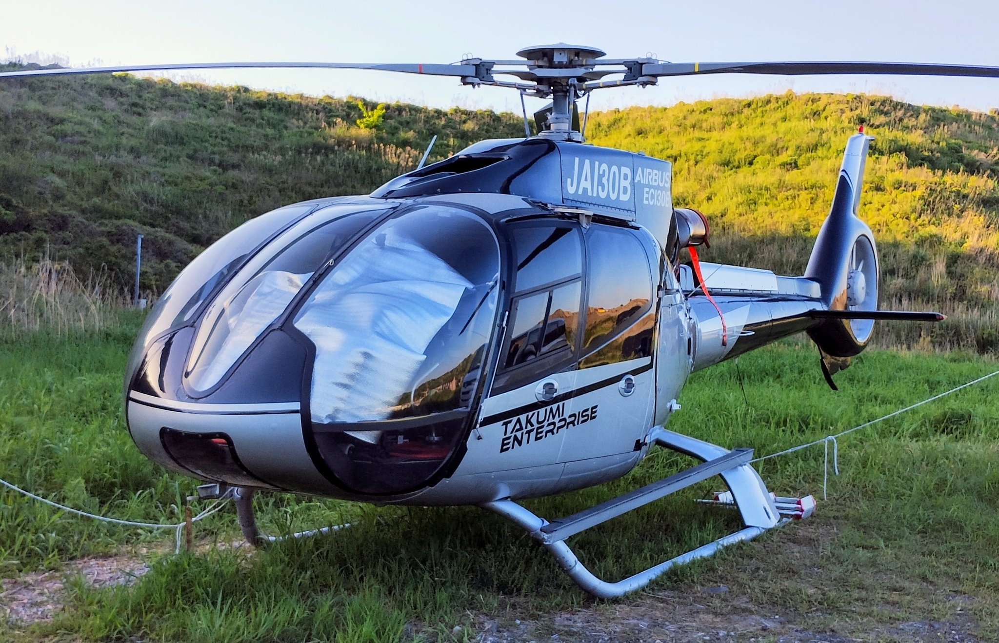 保田 晃宏 / ヘリコプターと飛行機で「日本の空をもっとオモシロ 保田 晃宏 / ヘリコプターと飛行機で「日本の空をもっとオモシロ