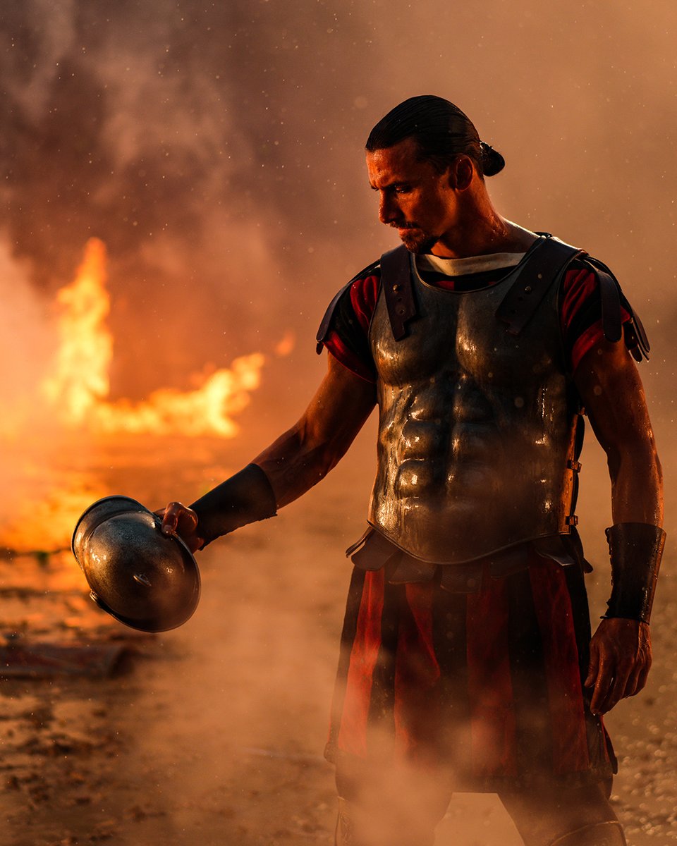 Juste Zlatan habillé en légionnaire romain au milieu des flammes. Et c’est dans Astérix et Obélix : L’Empire du milieu
