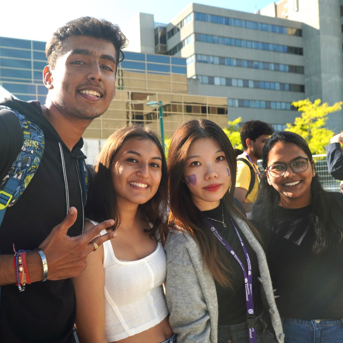 We're getting ready to welcome our new Mustangs to #WesternU this summer! Staff and volunteers will be hosting international orientation events over the next few weeks. Check the schedule at iesc.uwo.ca/new_students/o… @westernU @westernuse @westernsogs